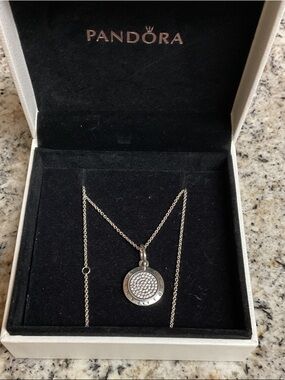 Pandora Silver Pavé Round Disc Necklace - Silver